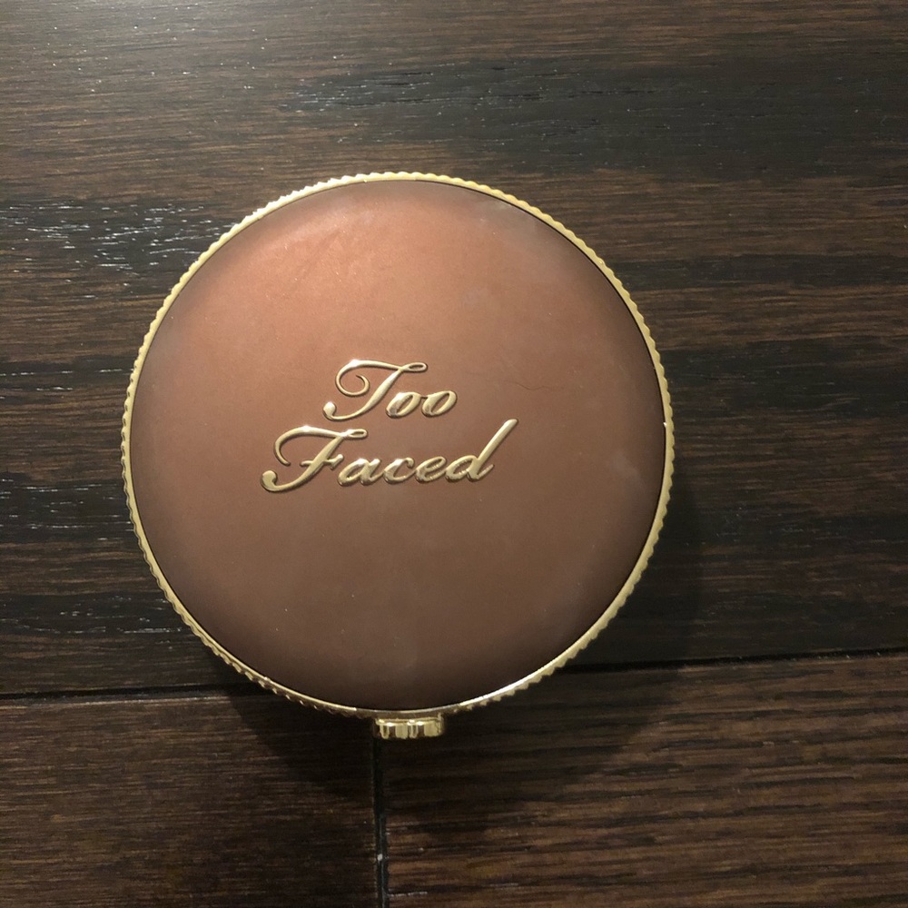 Too Faced Bronzer